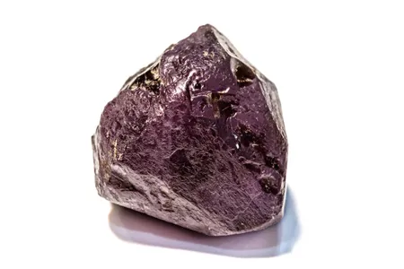 キンリョクセキ(金緑石) (Chrysoberyl) - Rock Identifier キンリョクセキ(金緑石) (Chrysoberyl) - Rock Identifier
